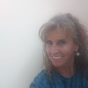 Meet your Posher, Malinda